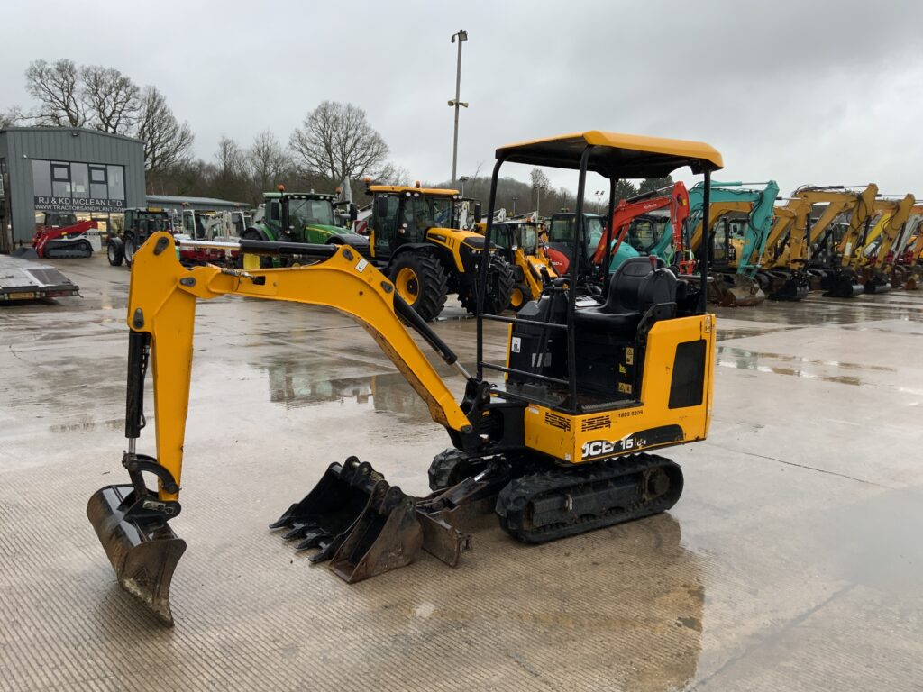 JCB 15c-1 Digger (ST25816)