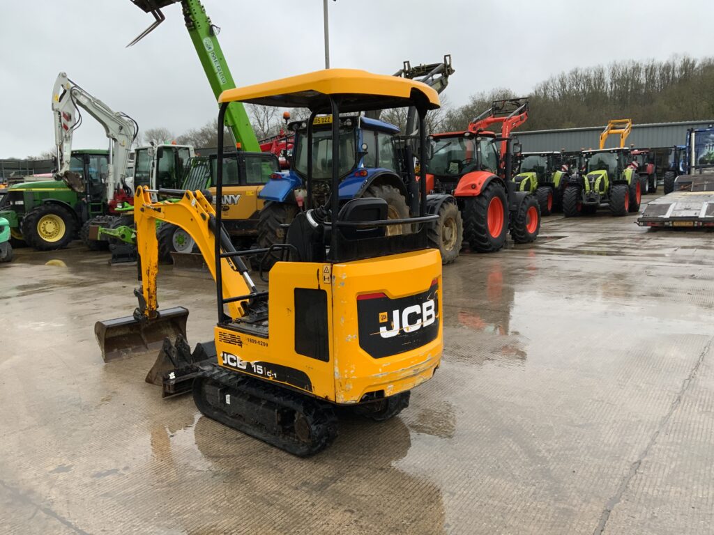 JCB 15c-1 Digger (ST25816)