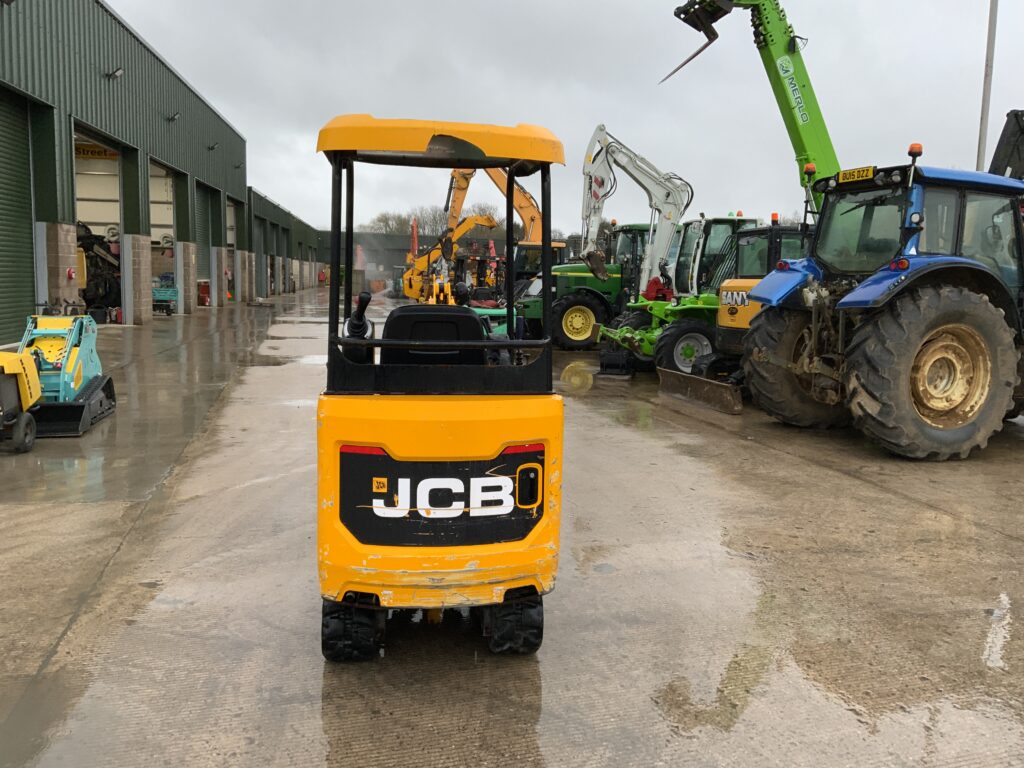 JCB 15c-1 Digger (ST25816)