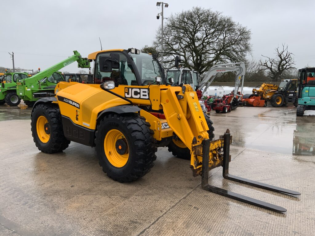 JCB 532-70 Agri Super Telehandler (ST25659)