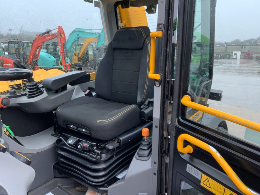 JCB 532-70 Agri Super Telehandler (ST25659)