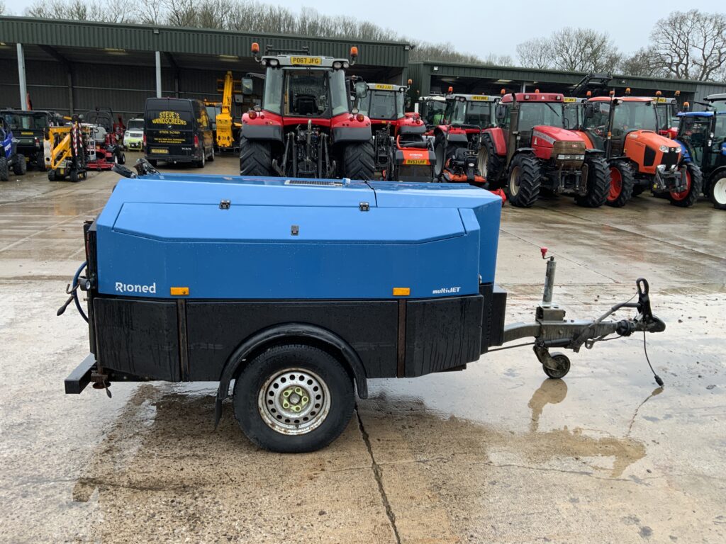 MultiJEt RIoned Jetter