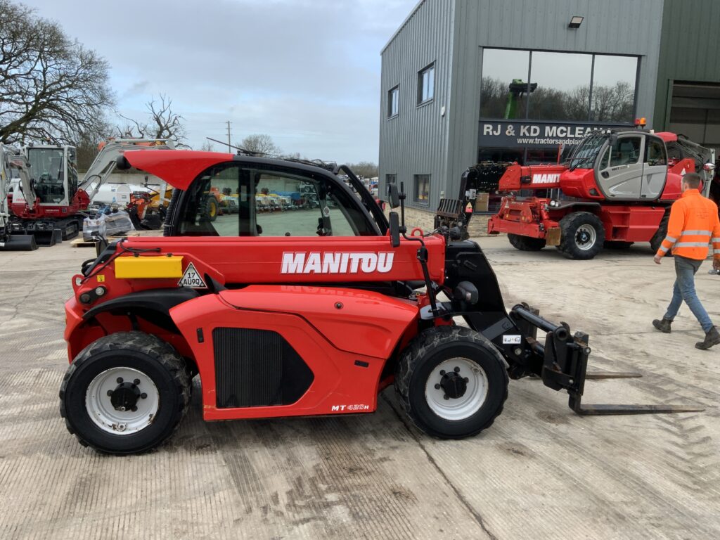 Manitou MT420H Comfort Compact Telehandler (ST25741)