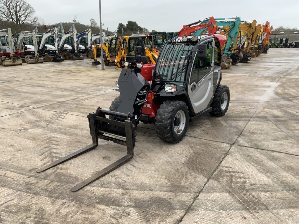 Manitou MT420H Comfort Compact Telehandler (ST25741)