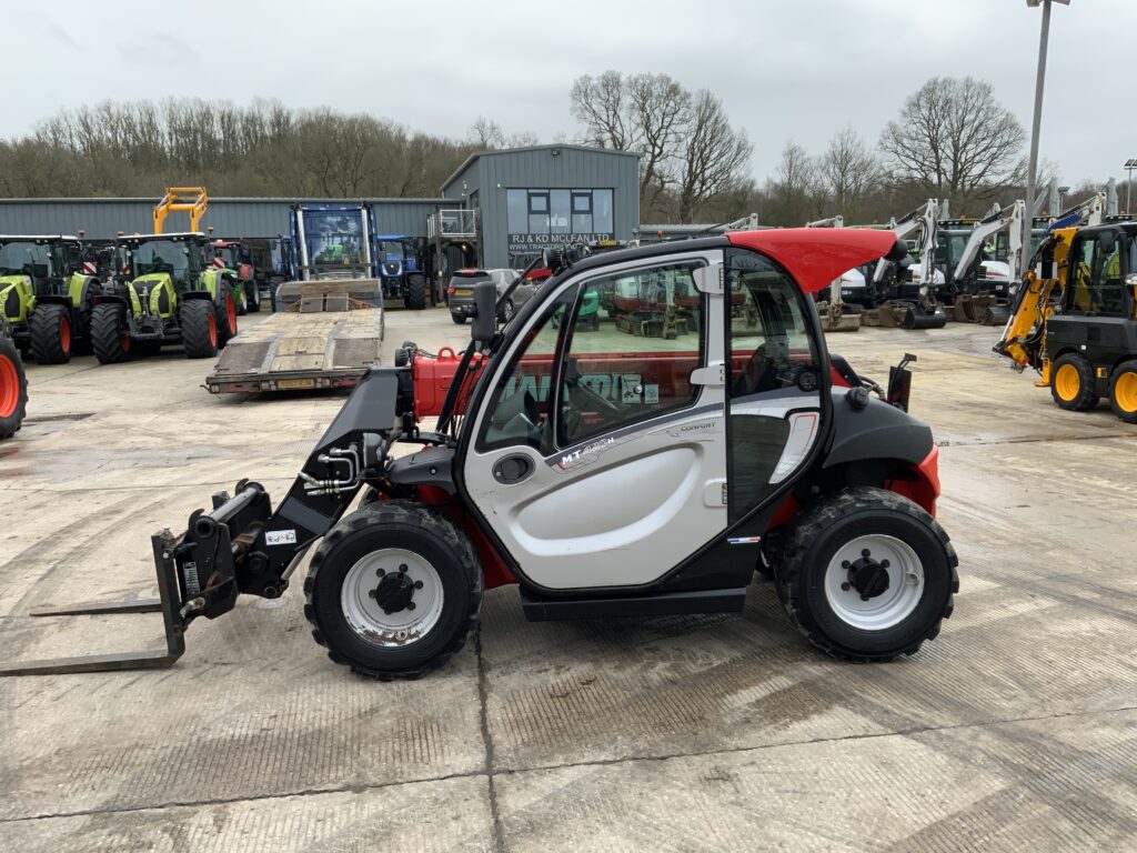 Manitou MT420H Comfort Compact Telehandler (ST25741)