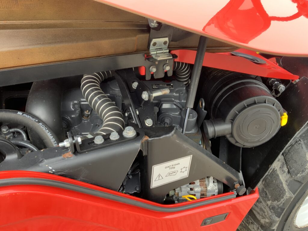 Manitou MT420H Comfort Compact Telehandler (ST25741)