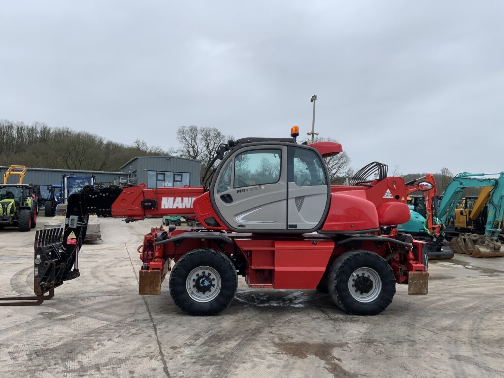 Manitou MRT2150+ Privilege Roto Telehandler (ST25728)