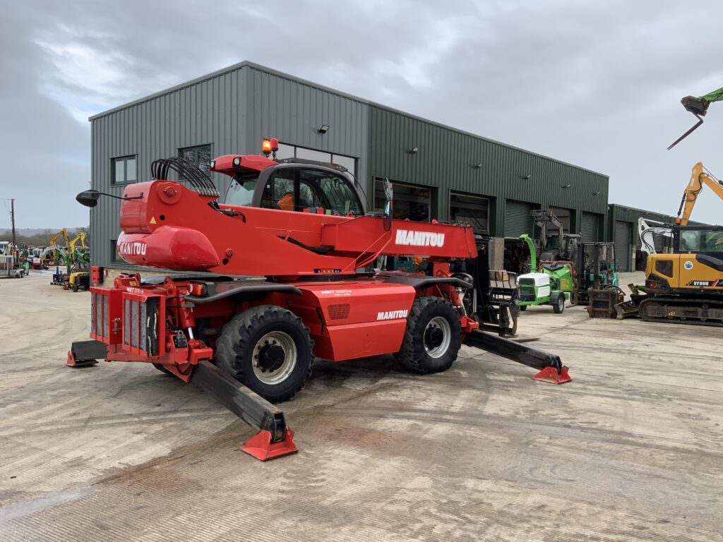 Manitou MRT2150+ Privilege Roto Telehandler (ST25728)