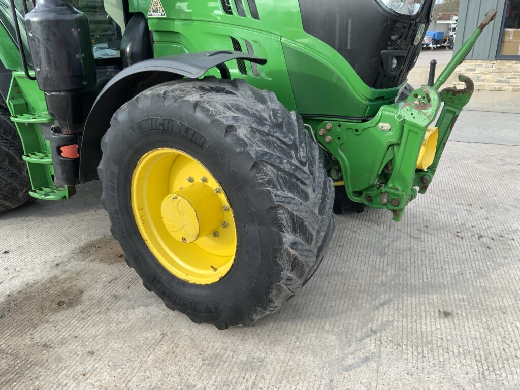 John Deere 6155R Tractor (ST25777)
