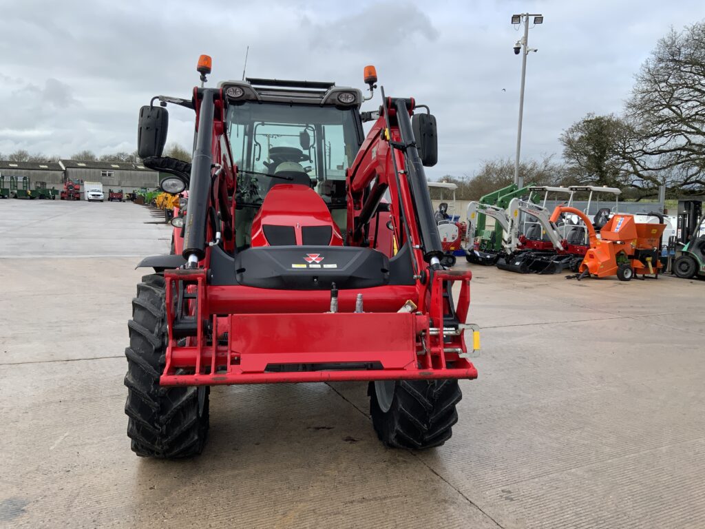 Massey Ferguson 5713S Next Edition Tractor (ST25582)