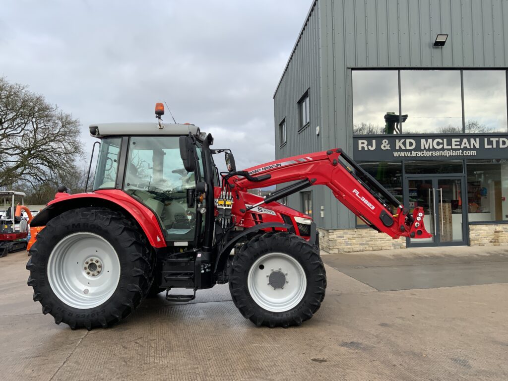 Massey Ferguson 5713S Next Edition Tractor (ST25582)