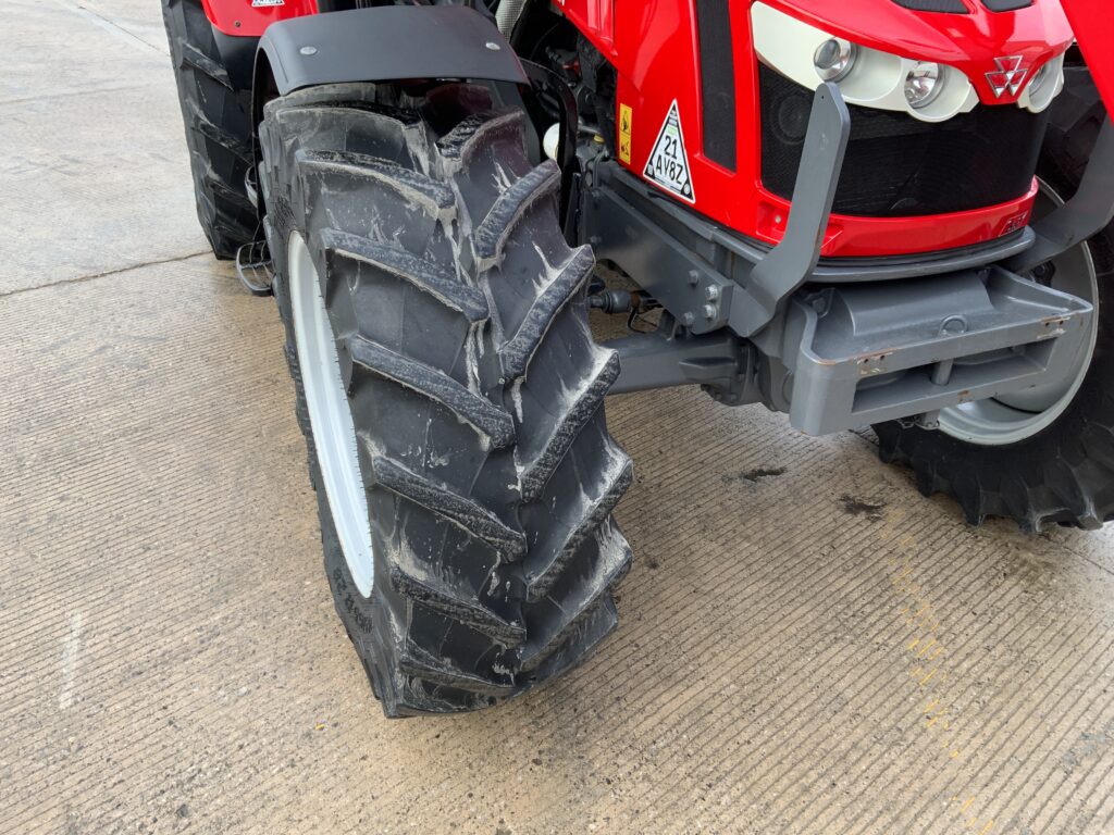 Massey Ferguson 5713S Next Edition Tractor (ST25582)