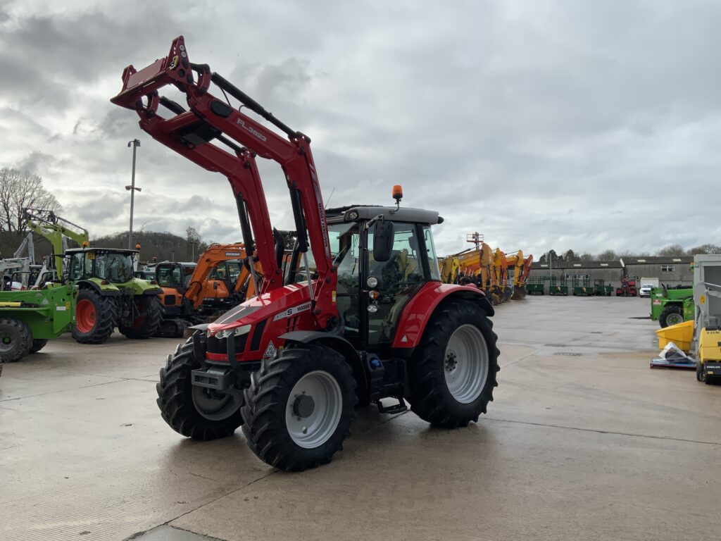 Massey Ferguson 5713S Next Edition Tractor (ST25582)