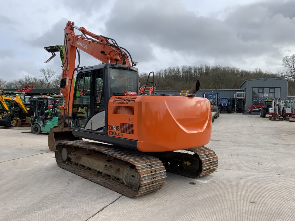 Hitachi ZX130LCN-5 ECO Digger (ST25542)
