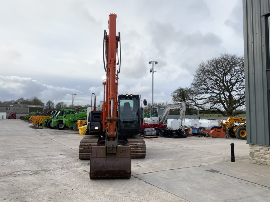 Hitachi ZX130LCN-5 ECO Digger (ST25542)