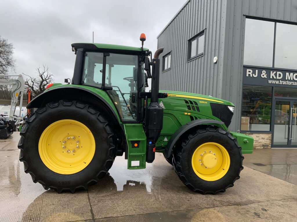 John Deere 6155M Tractor (ST25827)