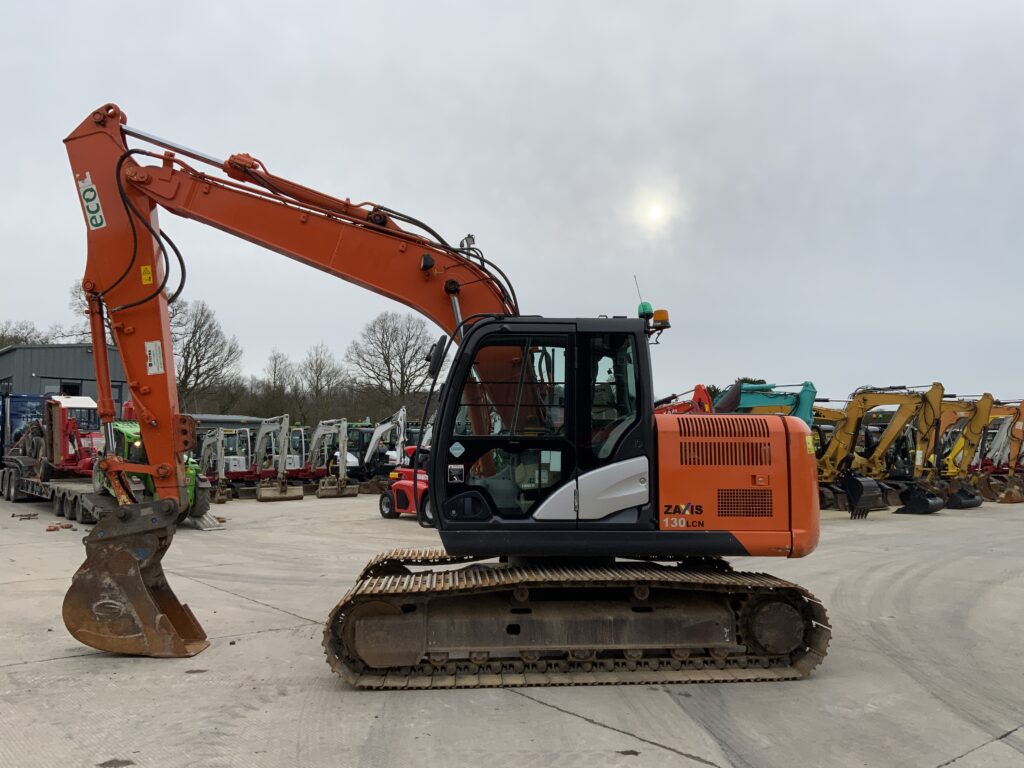 Hitachi Zaxis 130 LCN-5B Digger (ST25685)