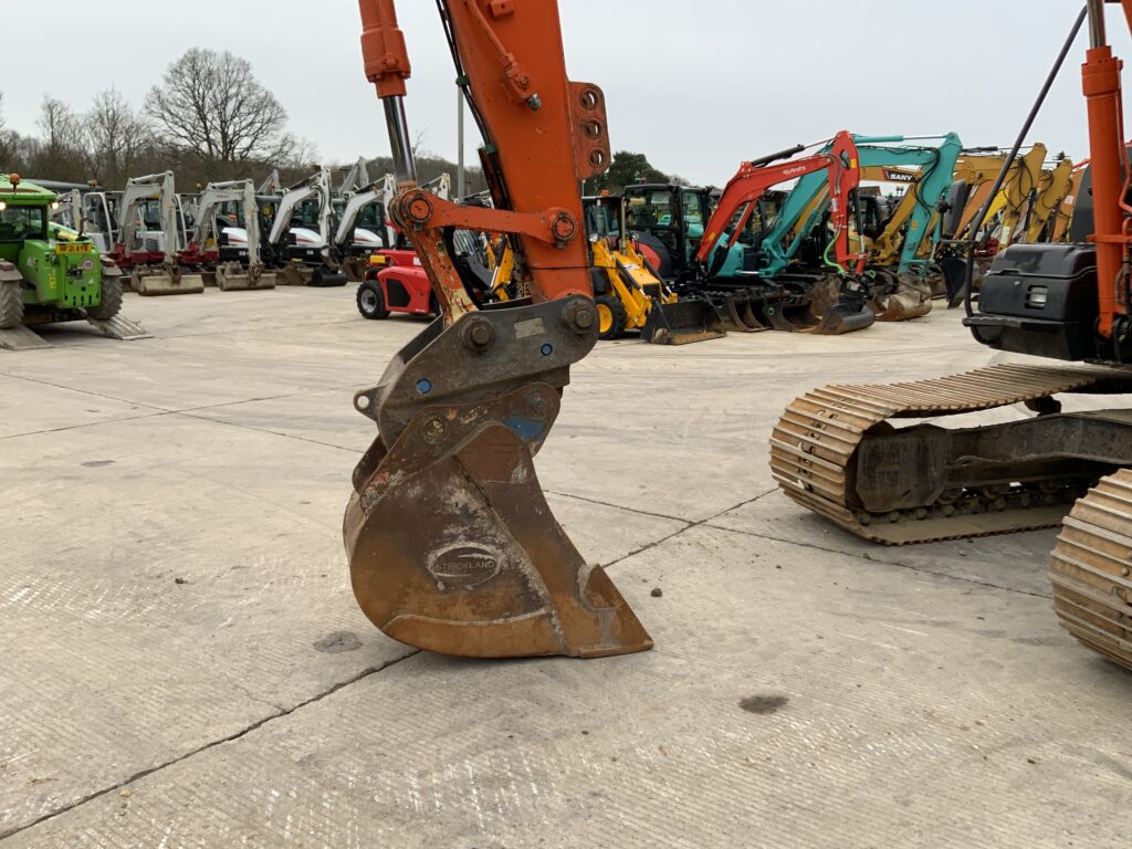 Hitachi Zaxis 130 LCN-5B Digger (ST25685)