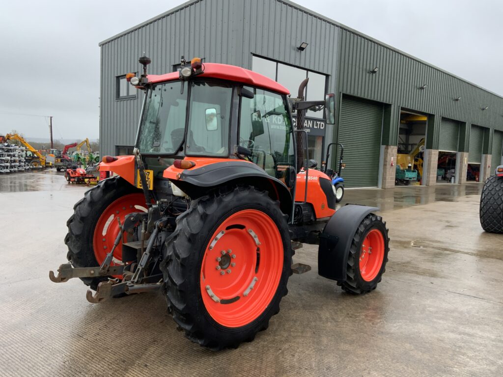Kubota M9540 Hydraulic shuttle Tractor (ST25480)