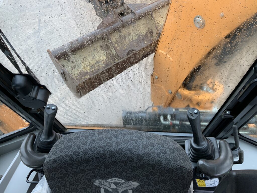 Case 695 SV Wheeled Digger (ST25848)