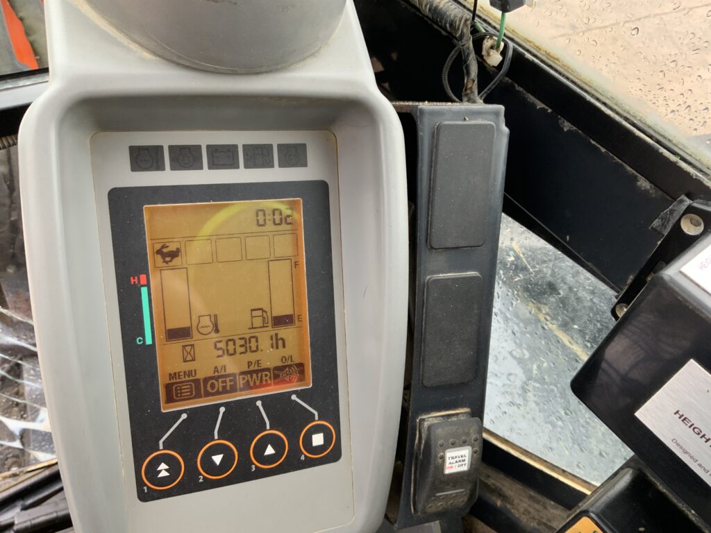 Hitachi Zaxis 65 USB-5A Digger (ST25605)