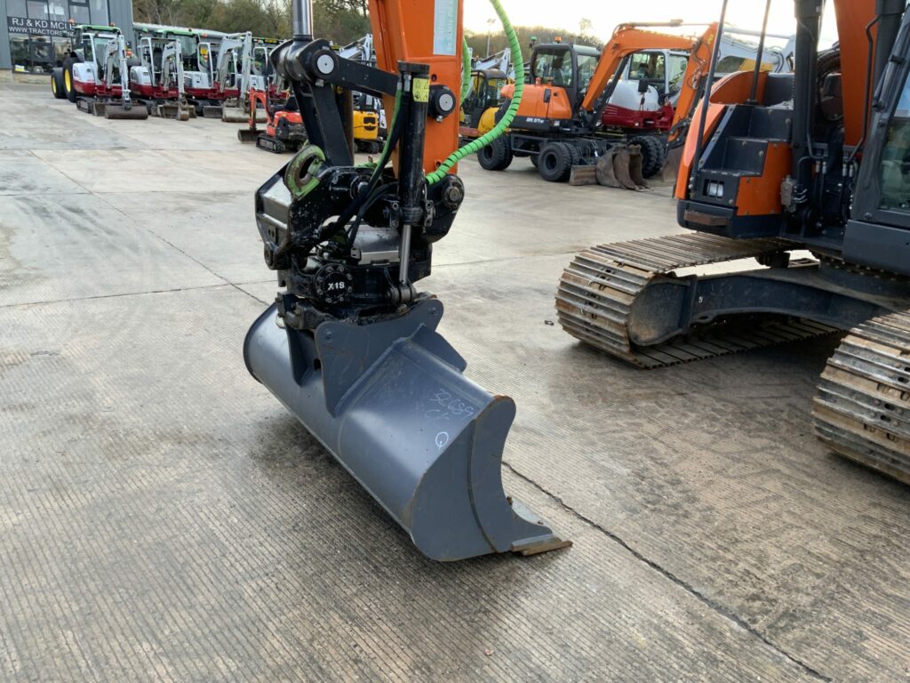 Doosan DX140LCR-5 Digger (ST25037)