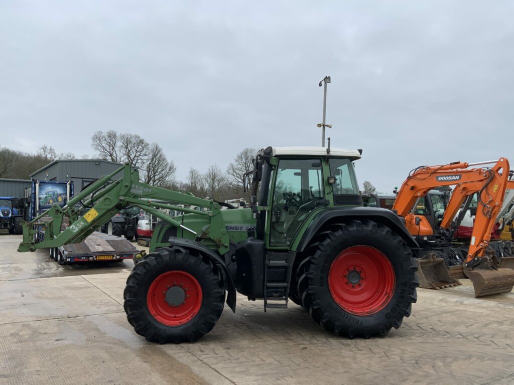 Fendt 716 Tractor (ST25458)