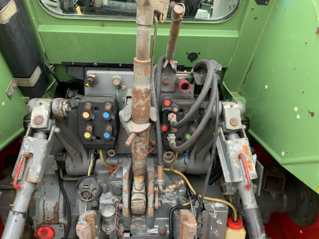 Fendt 716 Tractor (ST25458)