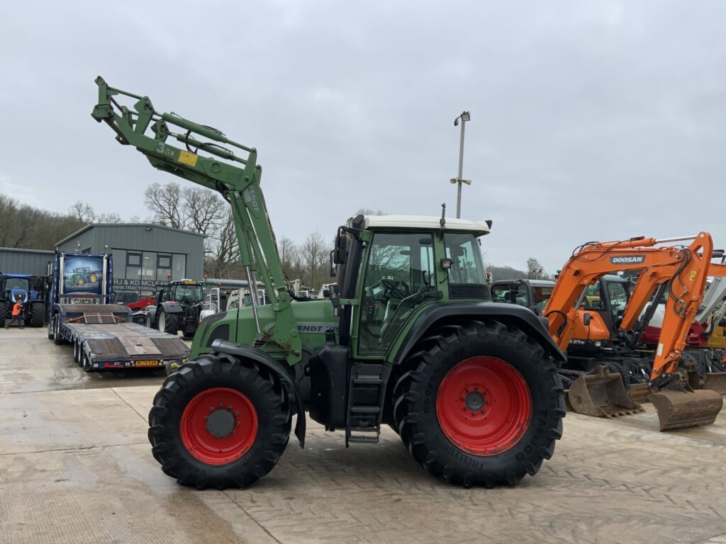 Fendt 716 Tractor (ST25458)