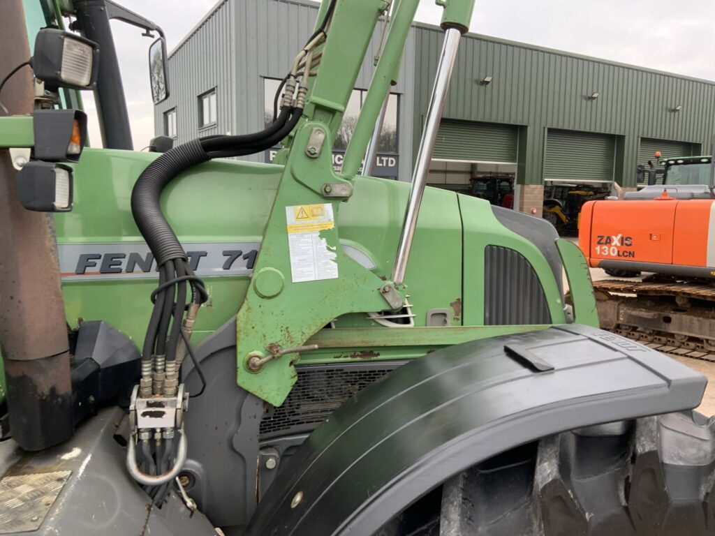 Fendt 716 Tractor (ST25458)