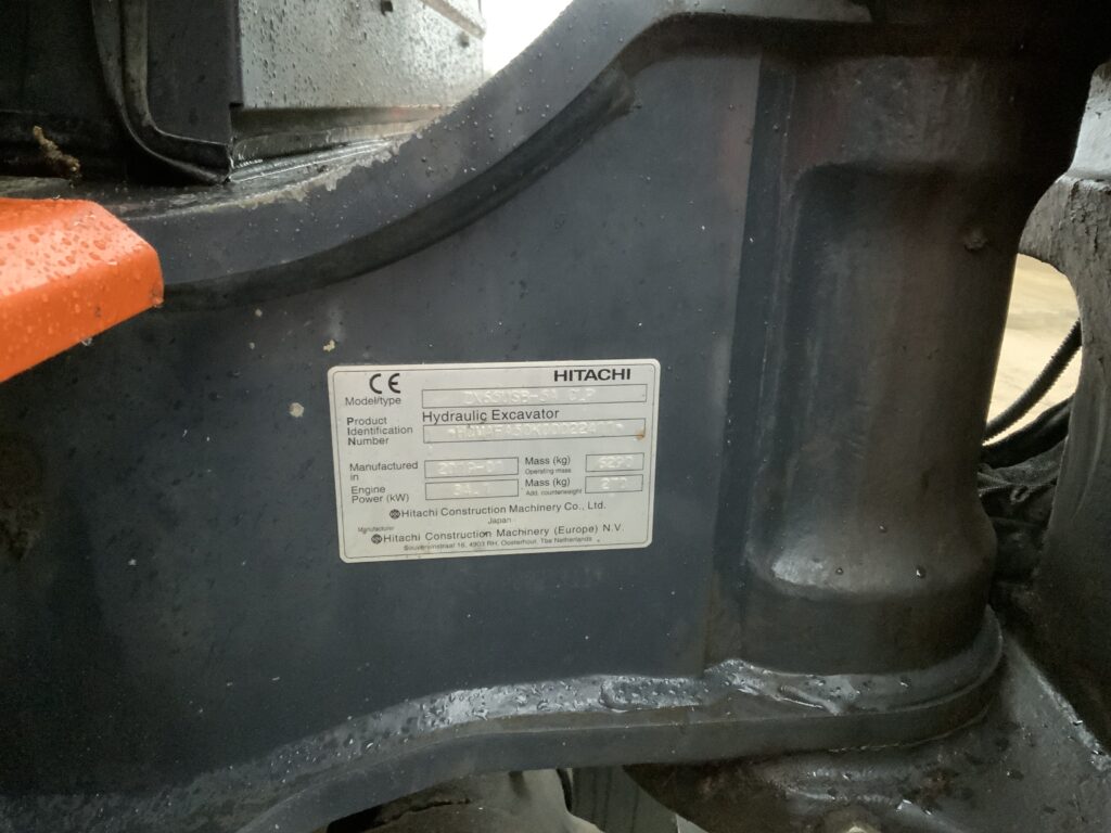 Hitachi Zaxis 65USB-5 Digger (ST25604)