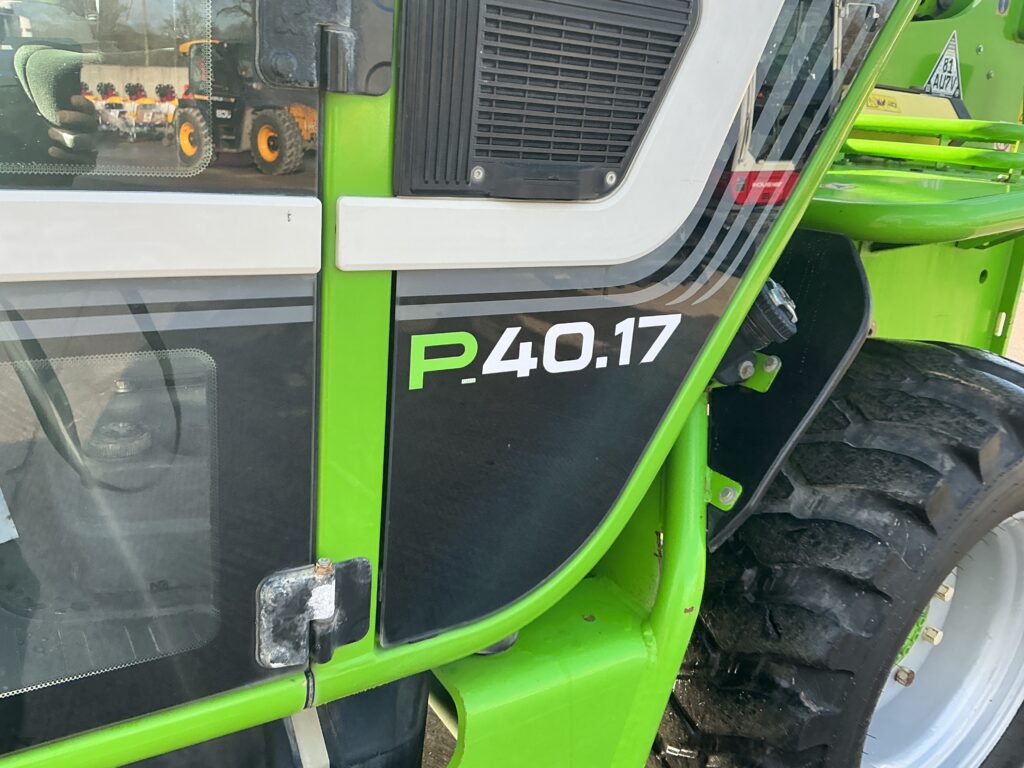Merlo P40.17 Telehandler (ST25692)