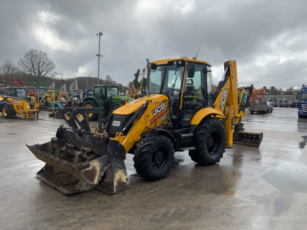 JCB 3CX Site Master Pro Wheeled Digger (ST25999)