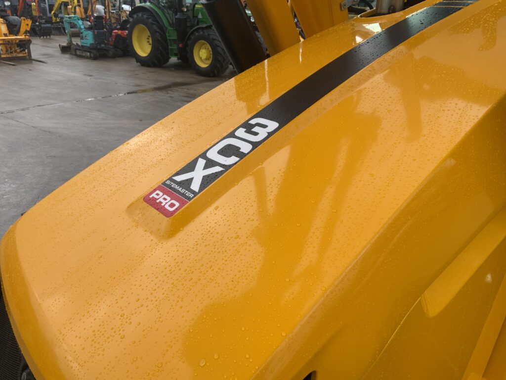 JCB 3CX Site Master Pro Wheeled Digger (ST25999)