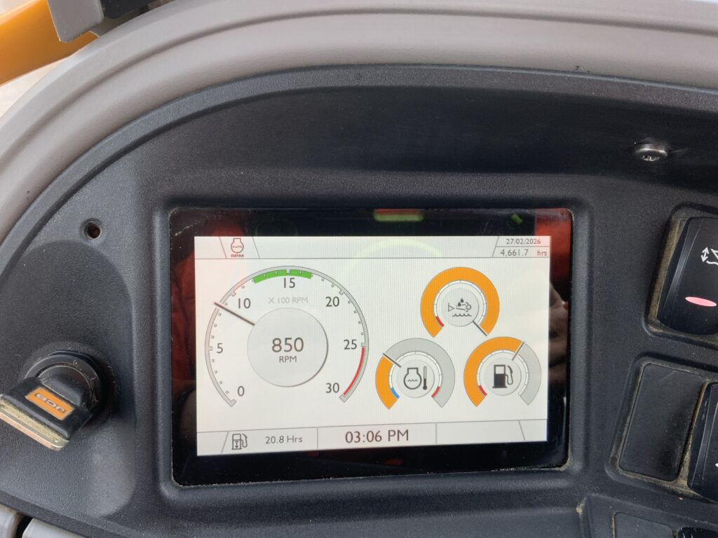 JCB 3CX Site Master Pro Wheeled Digger (ST25999)