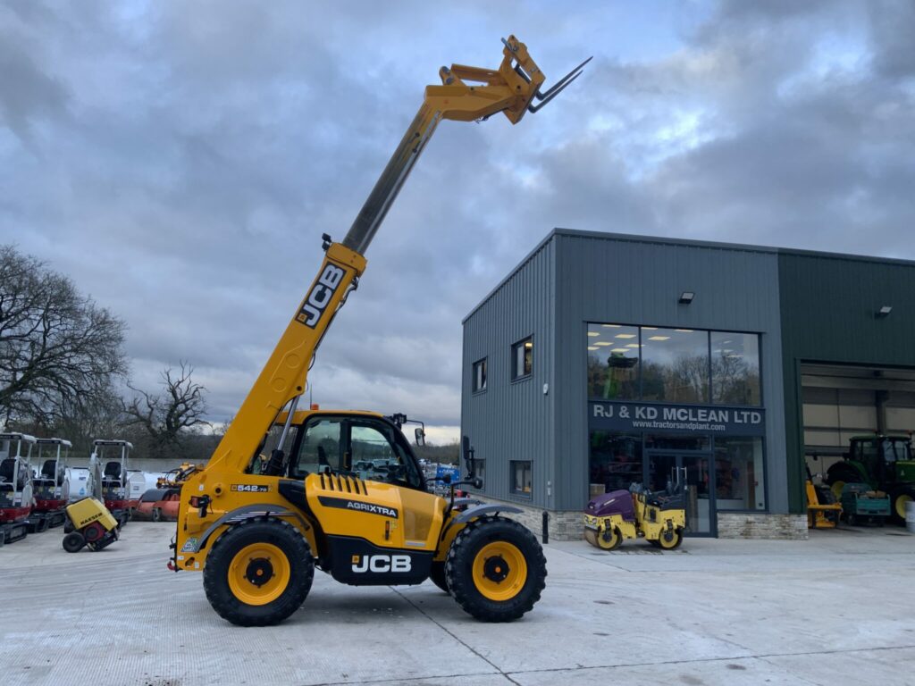 JCB 542-70 Agri Xtra Telehandler (ST25428)