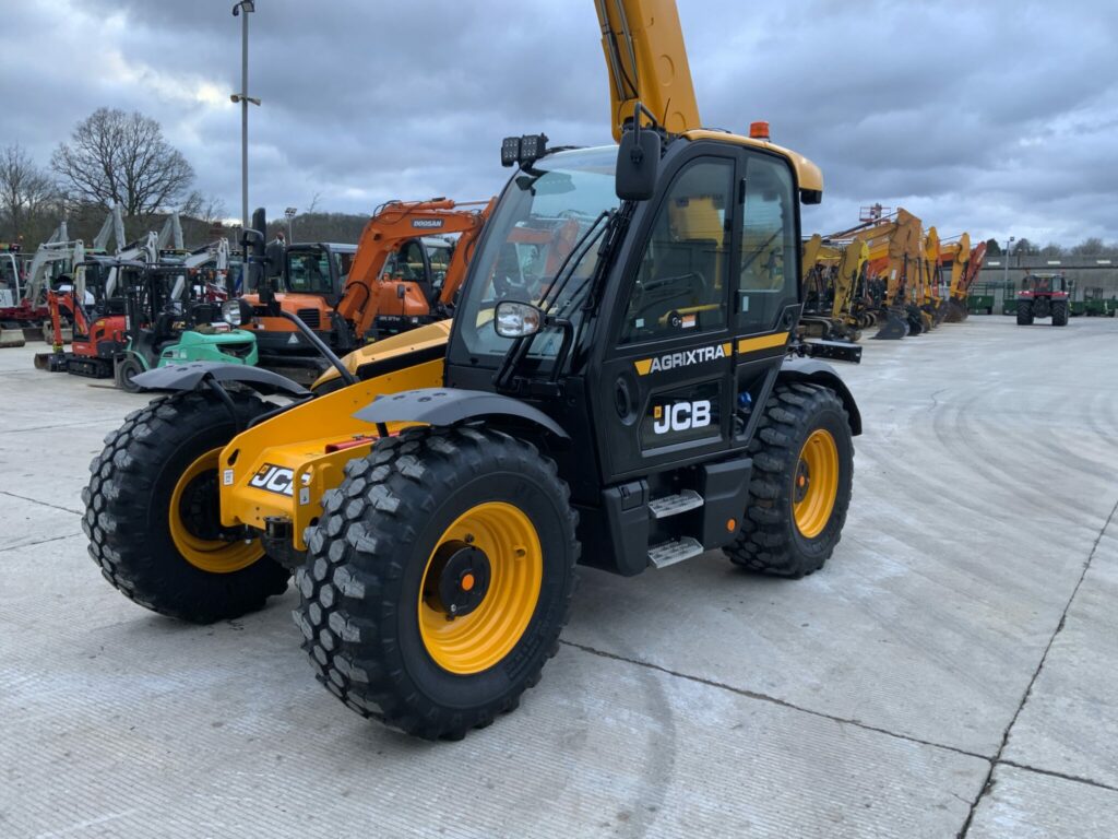 JCB 542-70 Agri Xtra Telehandler (ST25428)