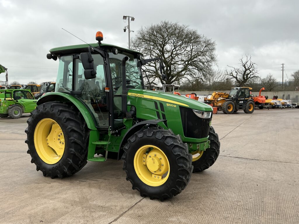 John Deere 5100M Tractor (ST25722)
