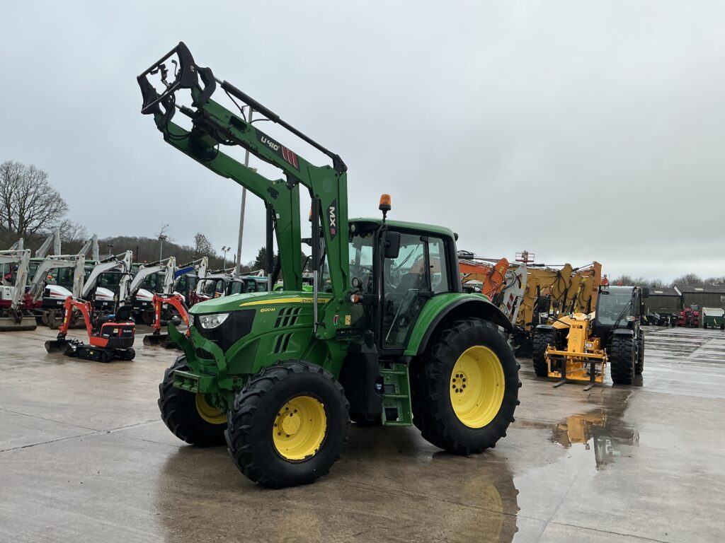 John Deere 6120M Tractor (ST25511)