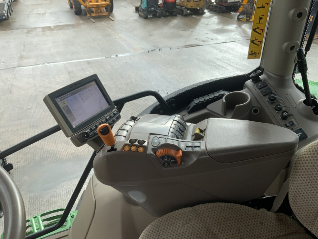 John Deere 6155R Tractor (ST25734)