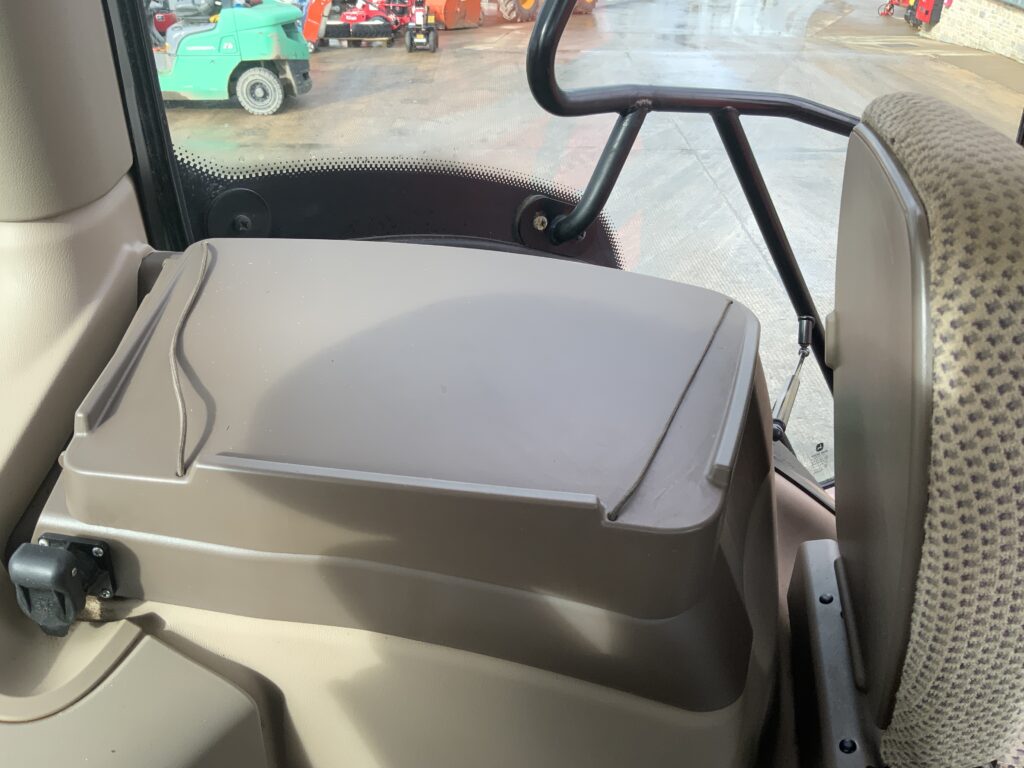 John Deere 6155R Tractor (ST25734)