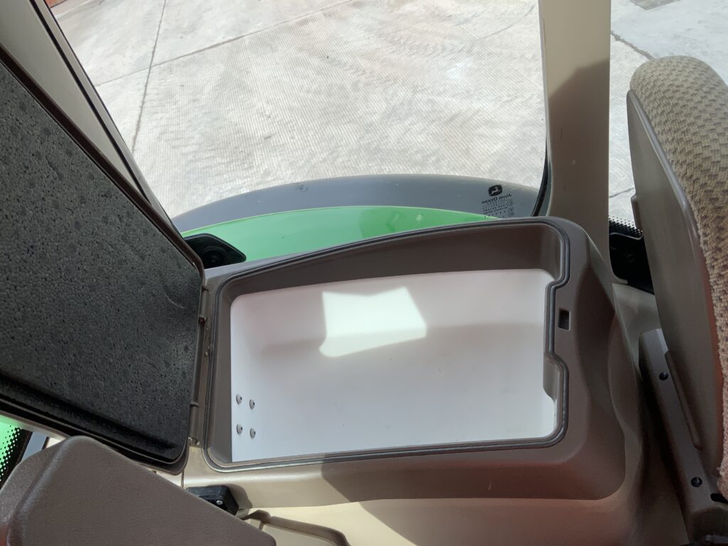 John Deere 6155R Tractor (ST25777)