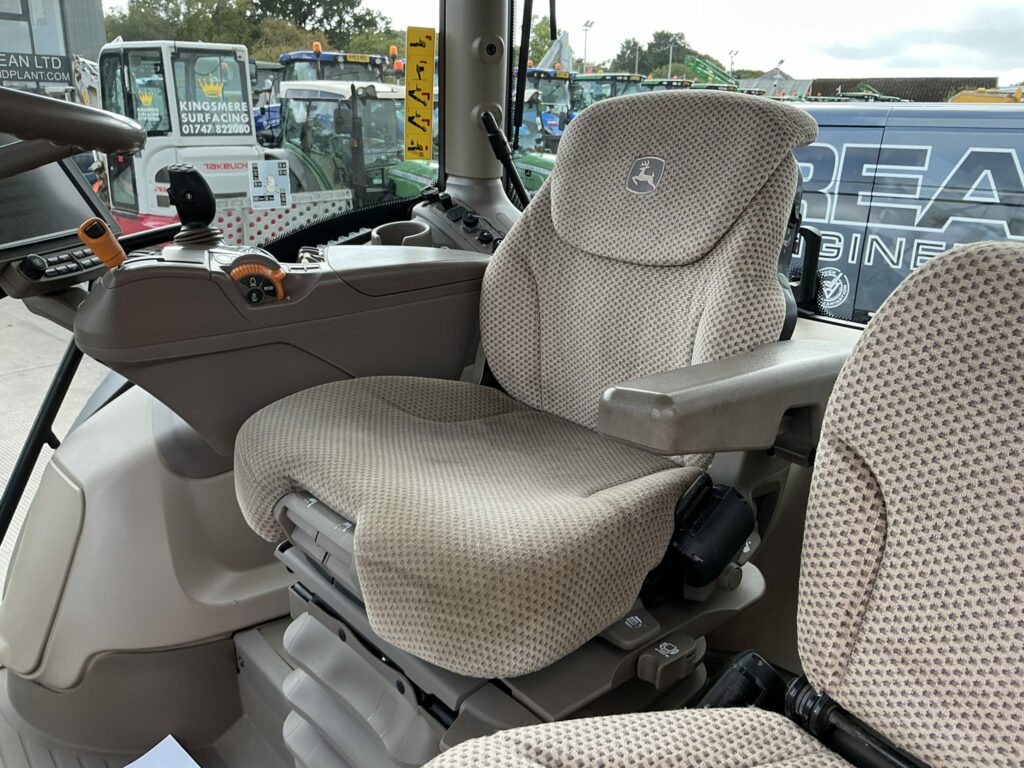 John Deere 6195R Tractor (ST24010)