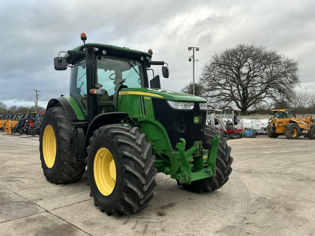 John Deere 7280R Tractor (ST25558)