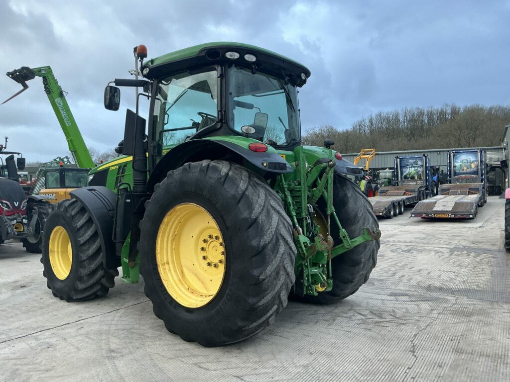 John Deere 7280R Tractor (ST25558)