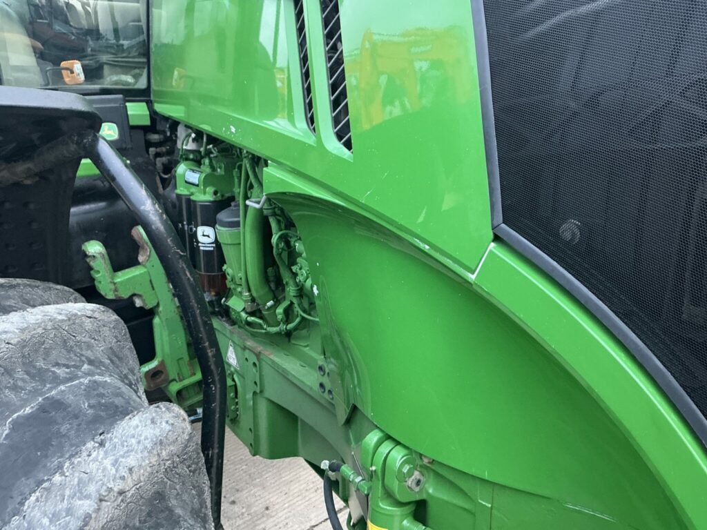 John Deere 7280R Tractor (ST25558)