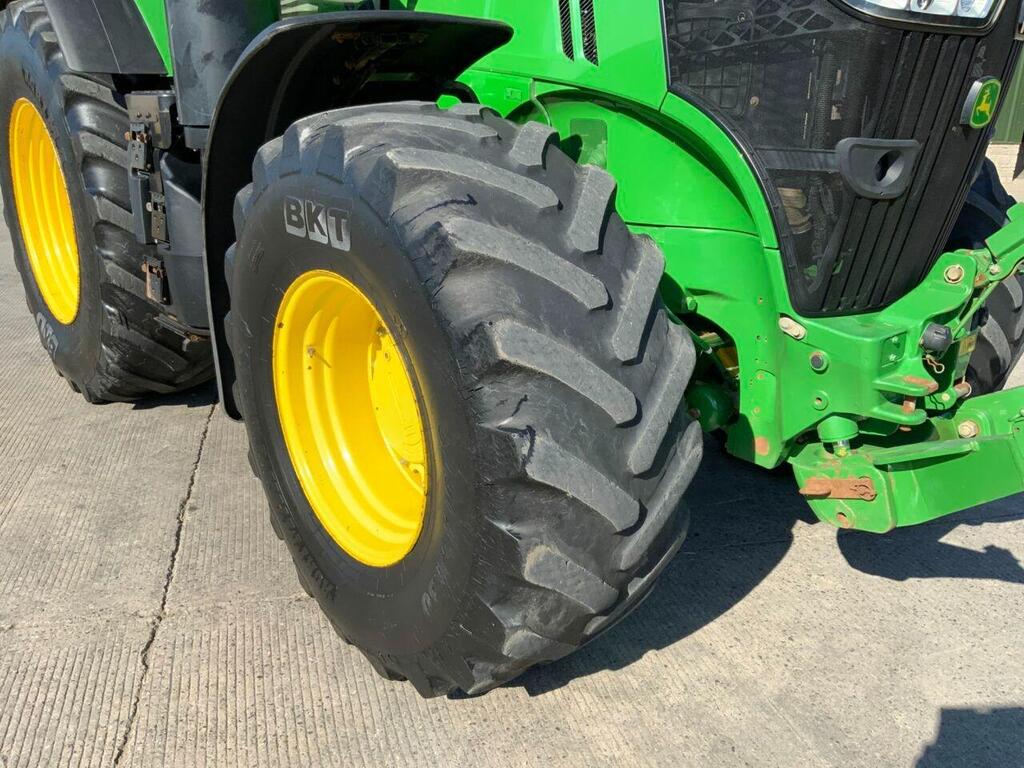 John Deere 7310R Tractor (ST22840)