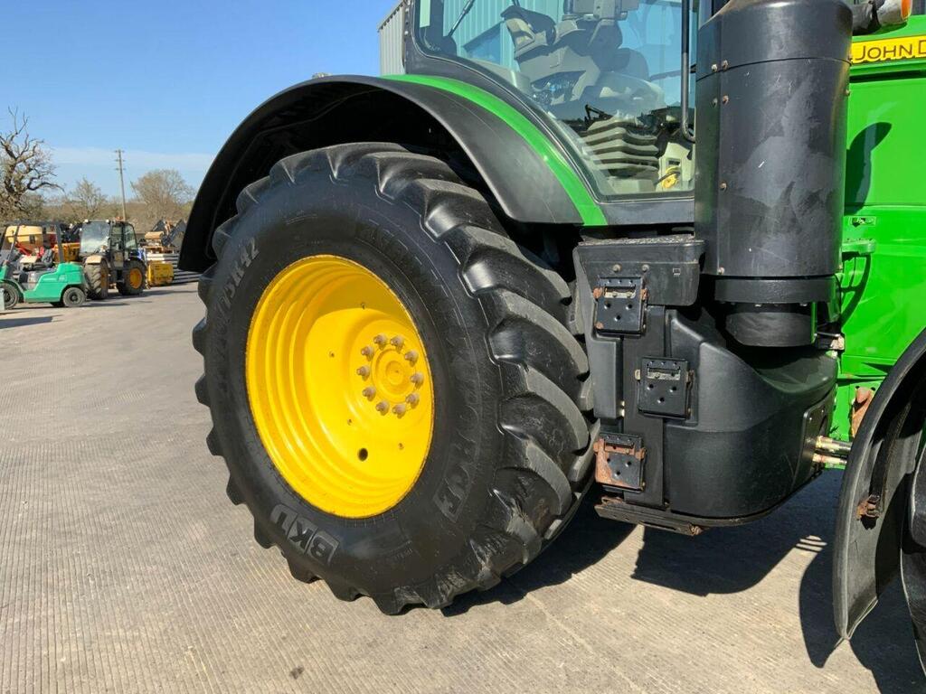 John Deere 7310R Tractor (ST22840)