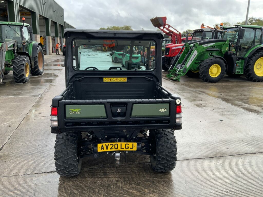 John Deere XUV 865M Gator (ST24249)