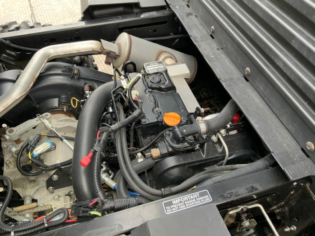 John Deere XUV 865M Gator (ST24249)